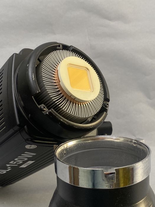 Постійне світло Godox SL150W