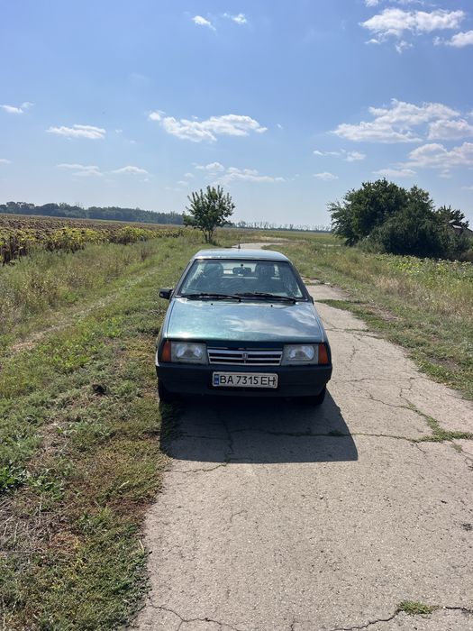 Ваз 21099.