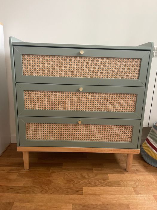 Cômoda com 3 gavetas