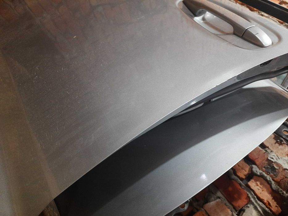 Передня ліва водійська дверка двері дверь Тойота Авенсіс т27 двери