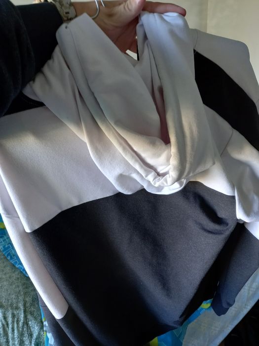 Vendo hoodie NOVO, XXL