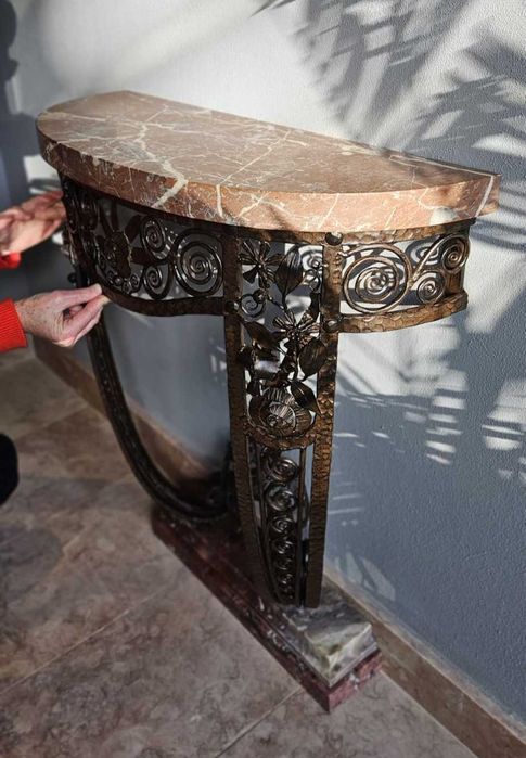 Consola art-deco Paul Kiss em ferro forjado e mármore