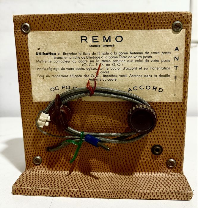 Radio dissimulado 2ª guerra mundial (brochura foto)