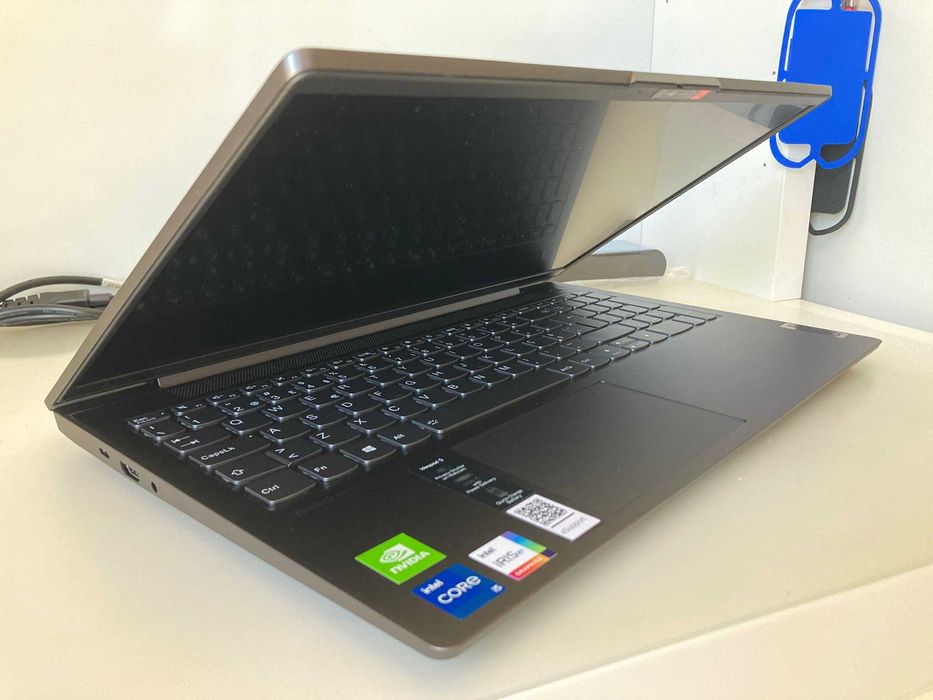 Lenovo Ideapad 5 (Caixa SELADA novo), 16GB RAM, 1TB SSD, Intel, Nvidia