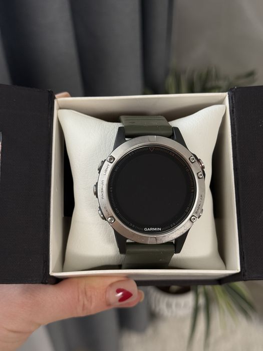 Годинник Garmin Fenix 5
