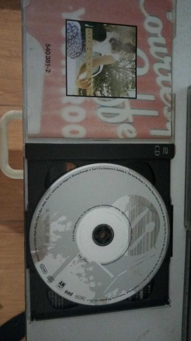 Cds vários para vender entre 2€ a 3€