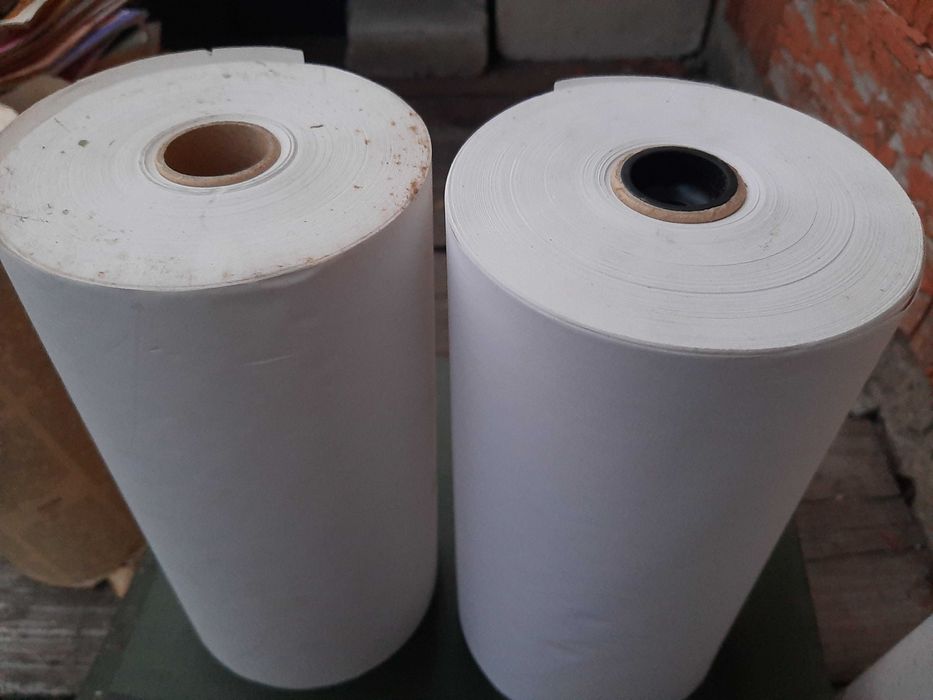 Папір рулони фірмовий 210 см +папір для факсу калькулятори