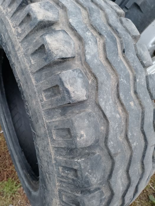 Opona rolnicza BKT 10.5/30-18