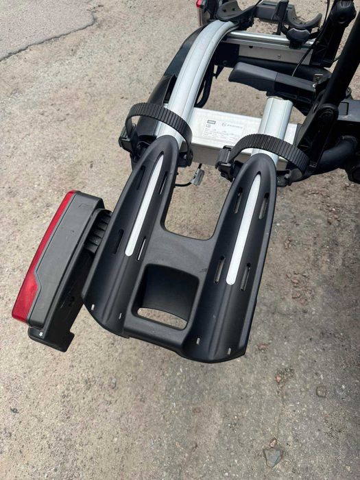 Велоплатформа на фаркоп Thule VeloCompact 924