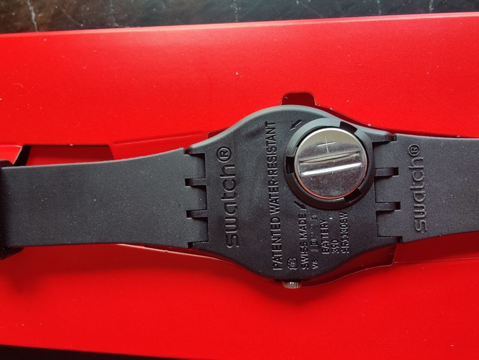 Zegarek Swatch Originals Medium SO28B704 Sir Red