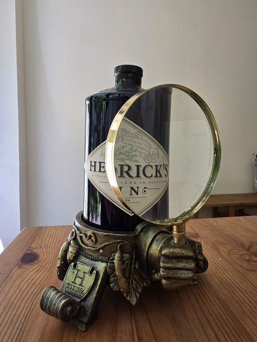 Peça Decorativa Bar Gin Hendricks única
