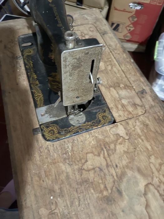 Maquina de Costura Singer