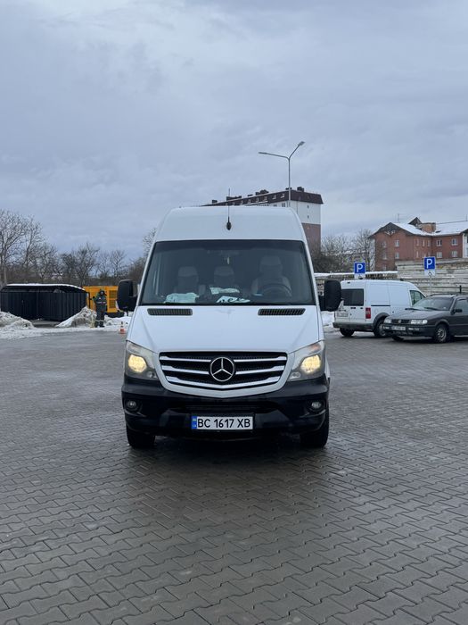 Продам Sprinter 318
