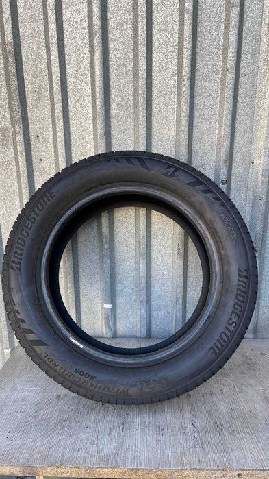 Шини б/у 225 60 R18 Bridgestone Weather Control A005