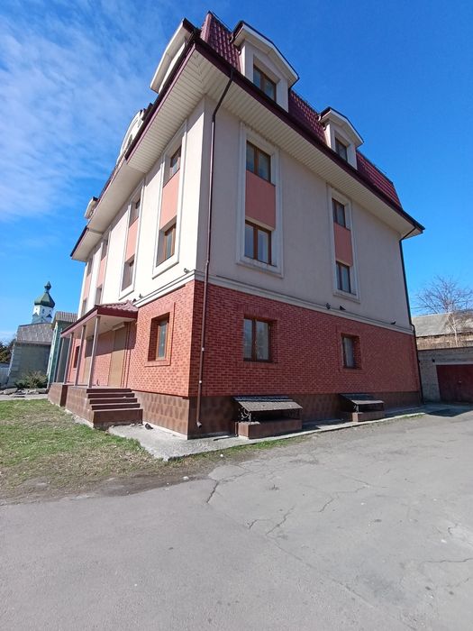 Продам нежитлове приміщення! Р-н. Пивзавод! Фасадне!