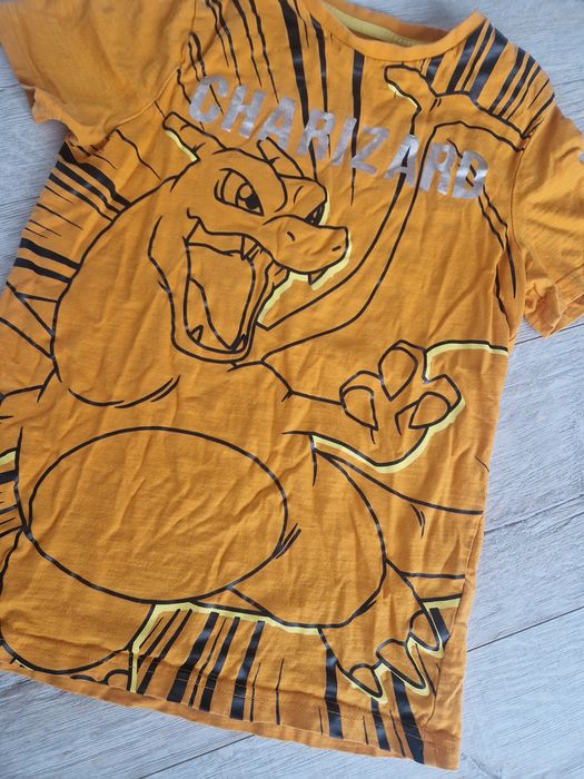 T shirt pokemon charizard 9-10 lat, 140 cm