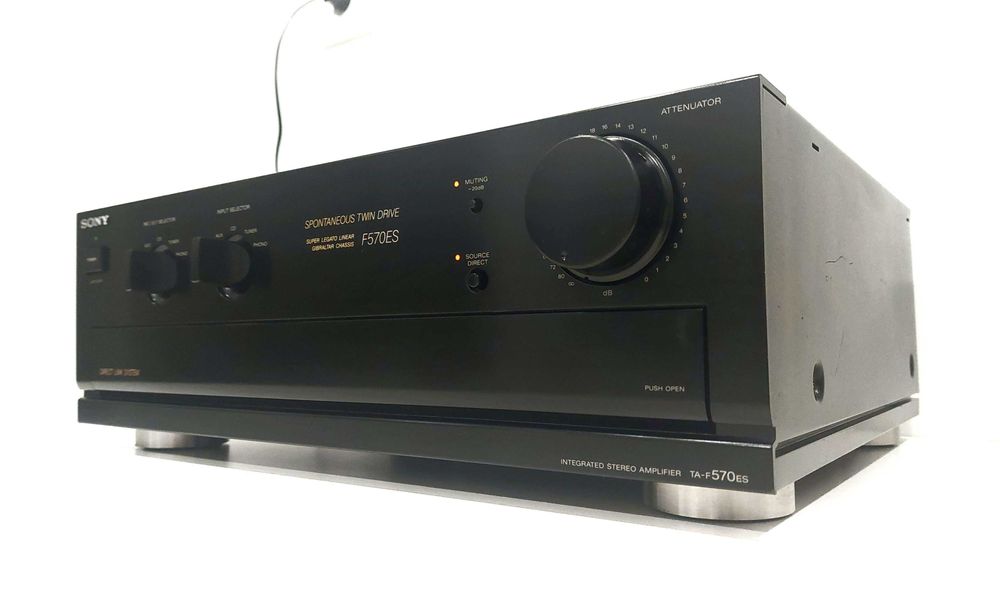 Amplificador SONY TA-F570ES c/2x100w (como novo)