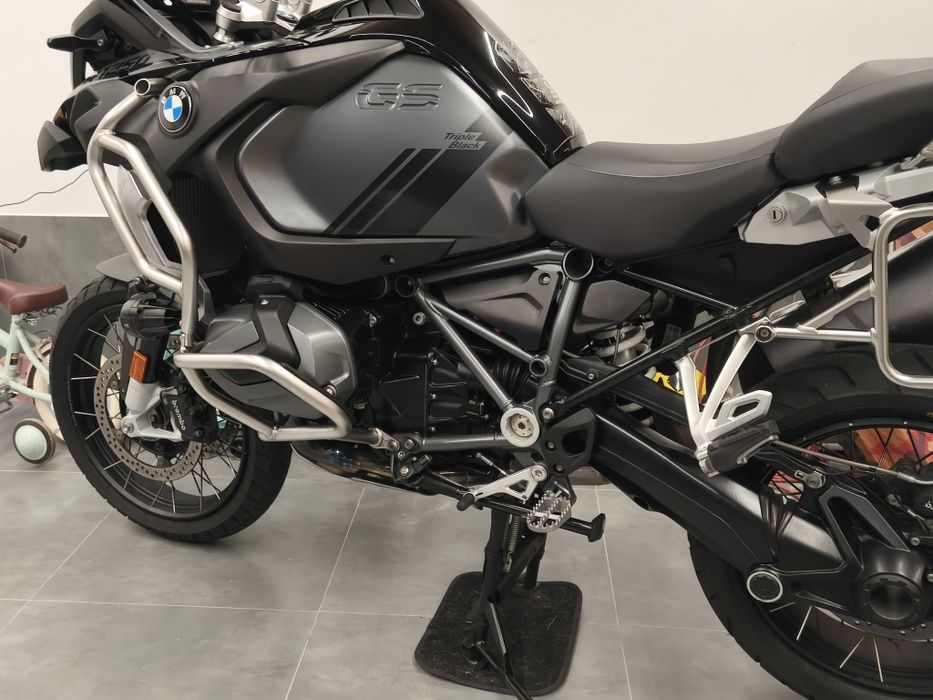 BMW R1250 GSA igual a Nova