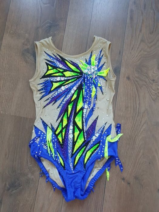 Прокат купальников для художественной гимнастики: 500 грн. - Одяг для ...