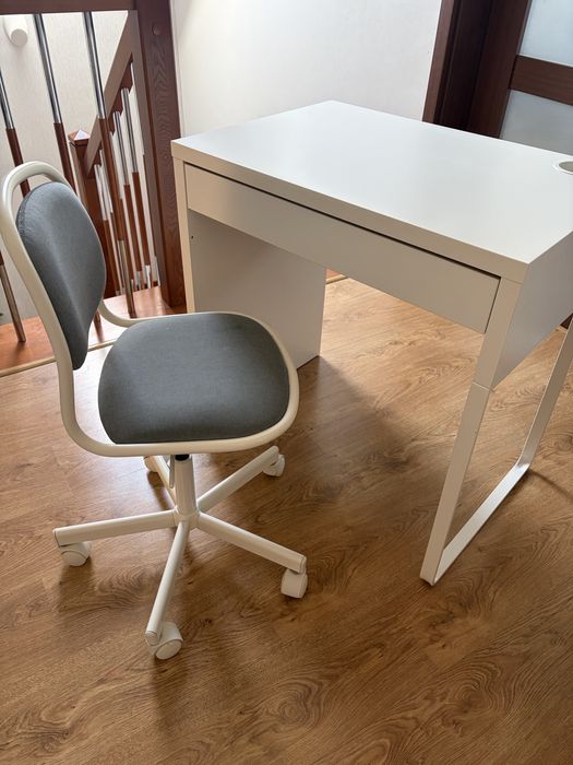 Biurko i krzesło dla dziecka IKEA