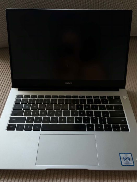Laptop Huawei Matebook D14
