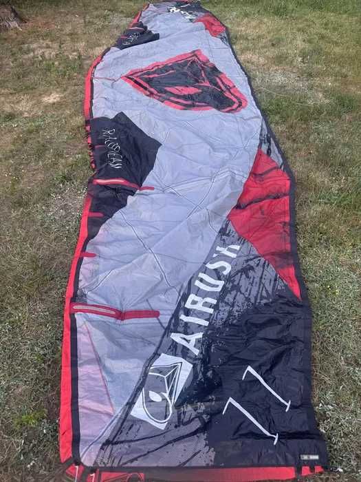 Latawiec airush razor team 11m