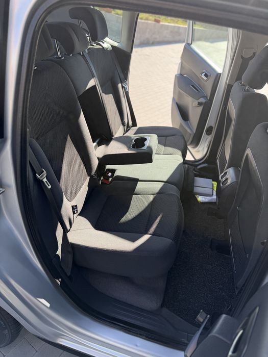 В продажі Peugeot 3008 , 1.6 МРІ бензин , в рідній фарбі, 2012р