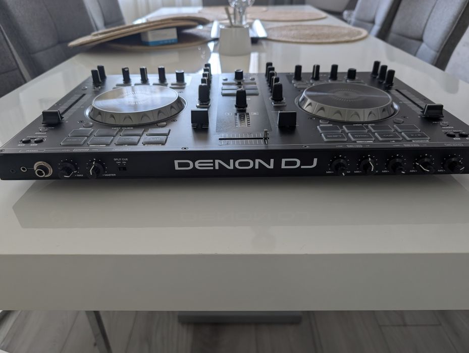 Kontroler DJ - Denon DJ MC4000