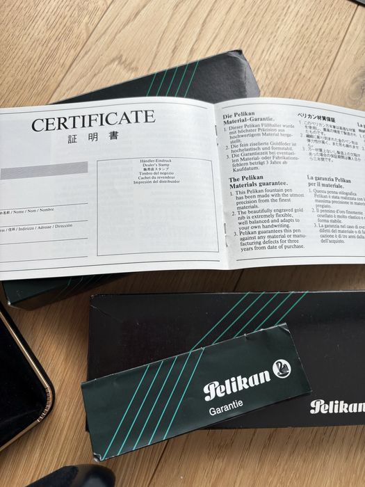 Caneta e esferografica 150 anos Pelikan