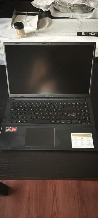 Asus vivobook  go 15,6 AMD  Ryzen 5 7520u 16gb 512gb ssd