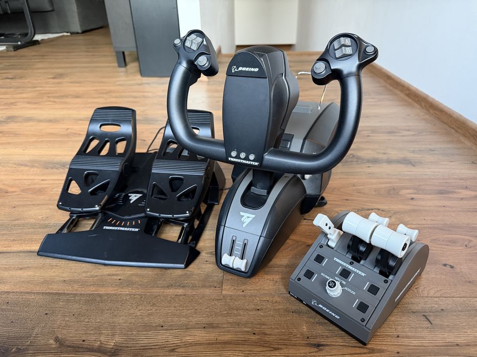 Thrustmaster TCA Yoke Boeing wolant + przepustnica + rudder