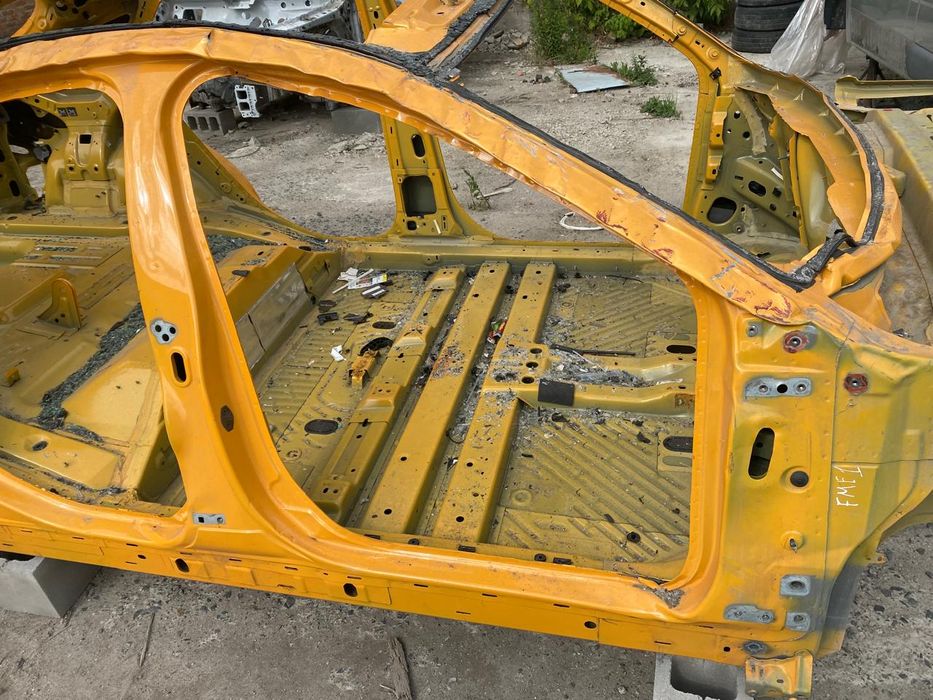 Кузов Мустанг Мач Е кузовщина четверть Ford Mustang Mach E