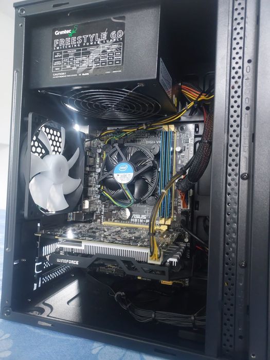Torre Gaming Mars