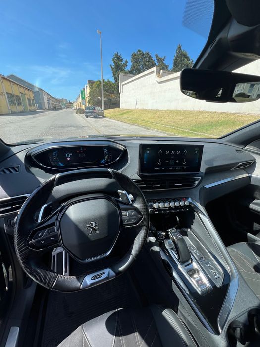 2022 Pegeout 3008 Hybrid