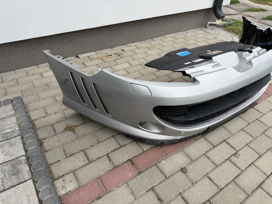 Zderzak przedni Peuegot 407 CC
