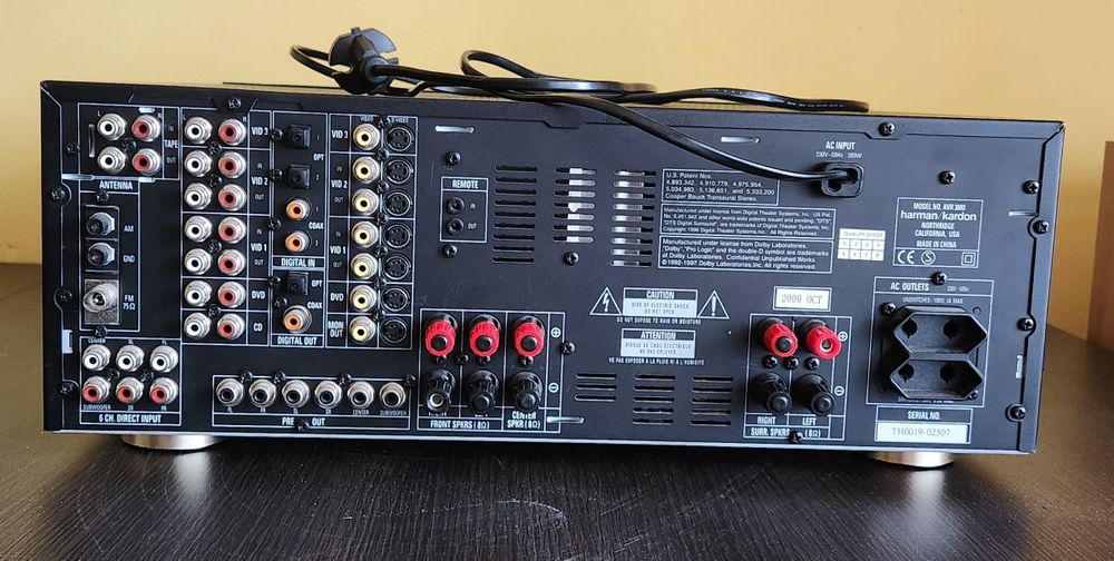 Harman/Kardon AVR 3000 amplituner