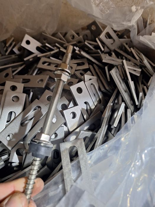 Монтажна пластина