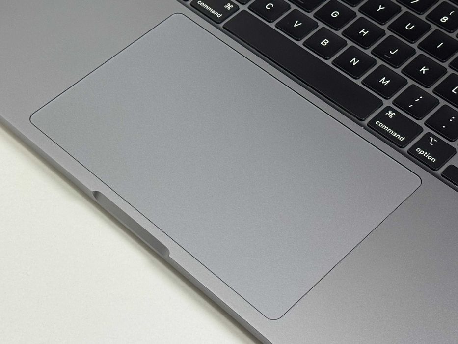 MacBook Pro 16 2019 Touchbar i7 16GB RAM 512GB SSD Super Stan