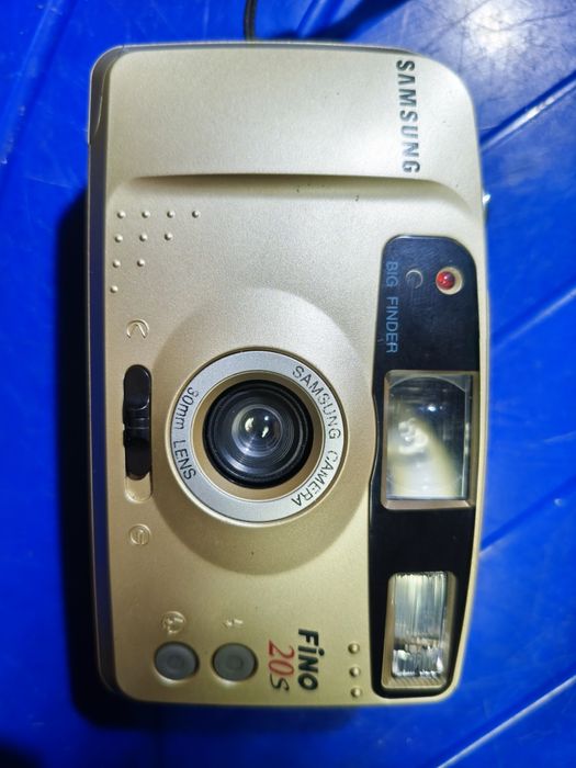 Продам плёночный фотоаппарат Samsung Fino 20S.