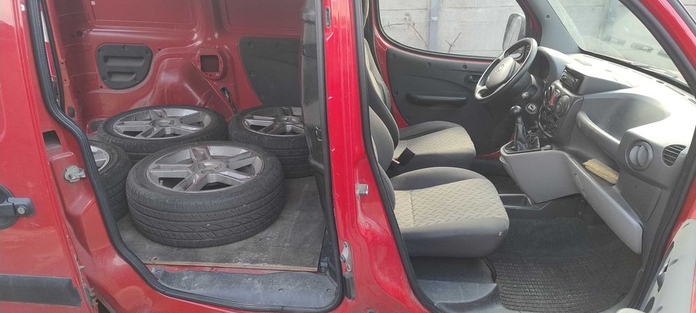 Fiat Doblo 2009, 1,3JTD, 232 000km