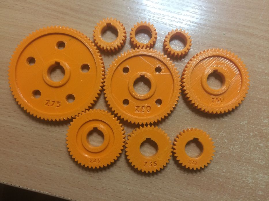 Шестерни пластиковые коллекция ТВ-16, TOS MN80