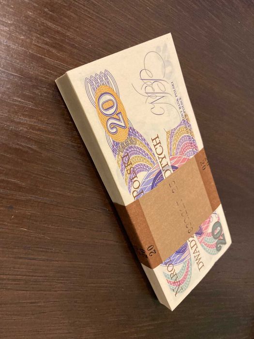 Paczka bankowa PRL 20 zł (100 szt.) UNC seria AM
