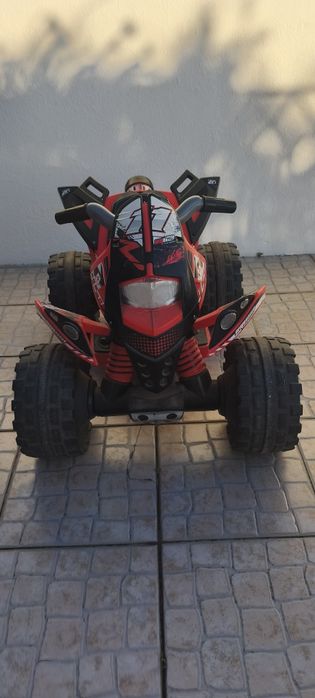 Mota eléctrica de criança