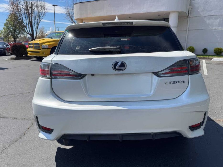 Lexus Ct 200H      2017