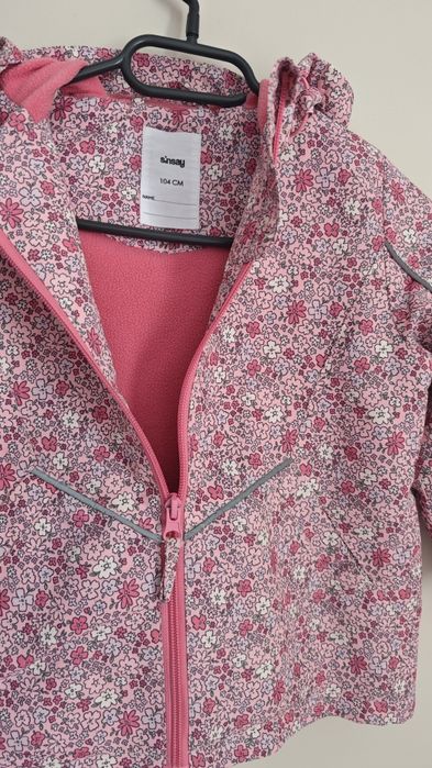 Kurtka na wiosnę 104