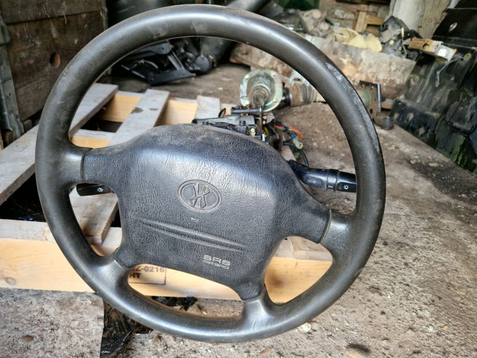 HYUNDAI GALLOPER kierownica + airbag