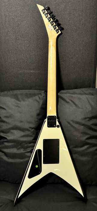Gitara Jackson JS32 King V White