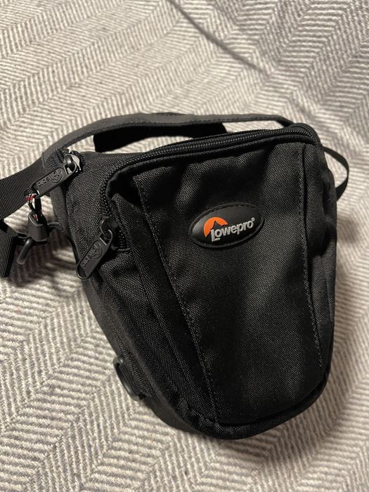 Сумка для фотокамери Lowepro TZL1