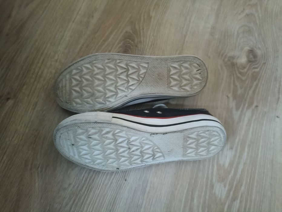 Trampki rozmiar 37