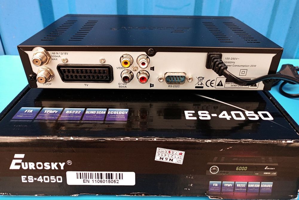 Супутниковий тюнер Eurosky ES 4050